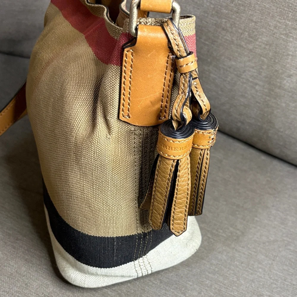 Burberry Ashby House Check Canvas Bucket Crossbody Leather Trim and Tassel - Picture 6 of 15